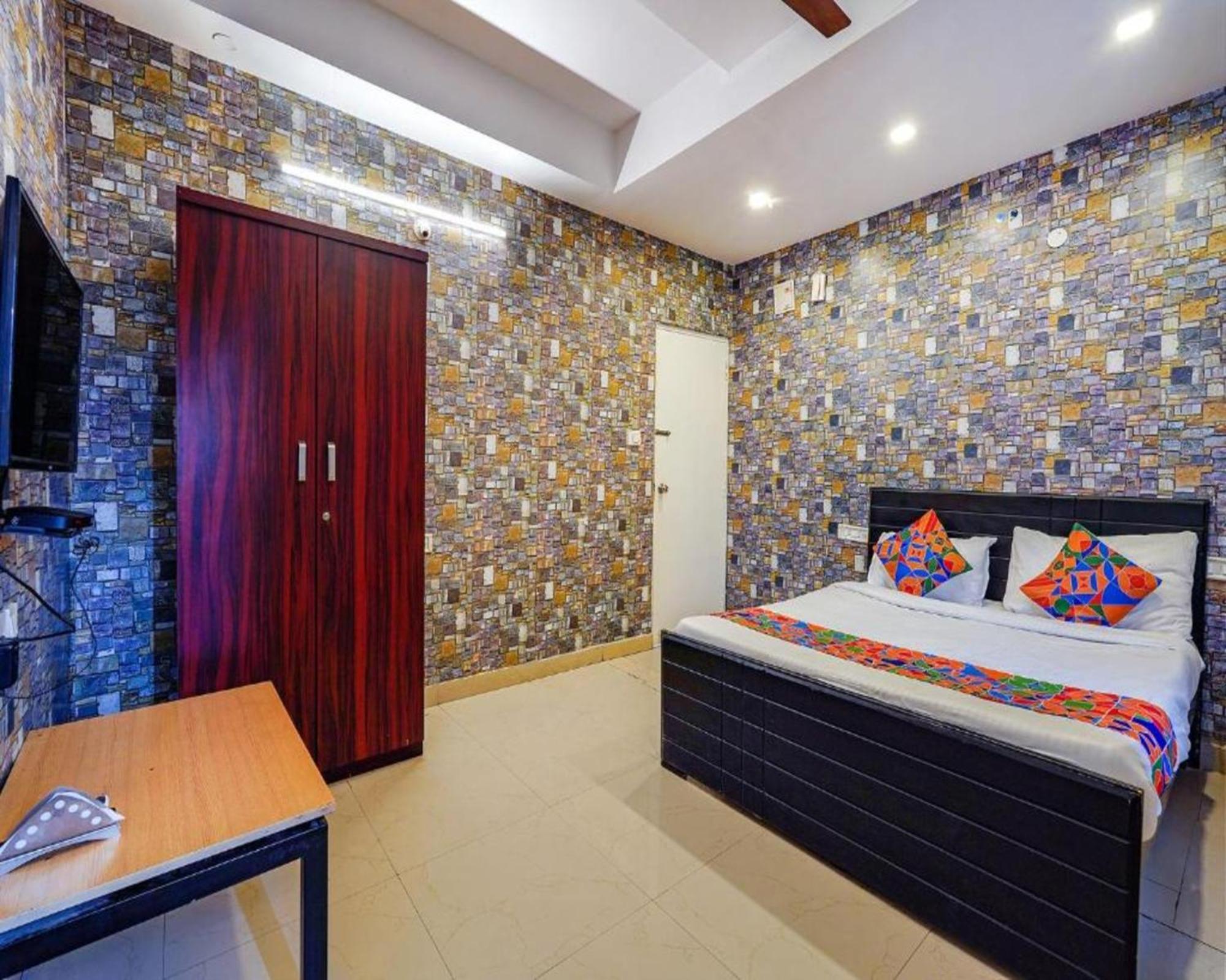Fabexpress Kings Suites I Bangalore Exterior foto